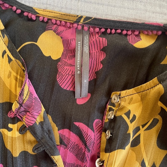 Anthropologie floral draped blouse size small puff sleeves - Picture 2 of 11